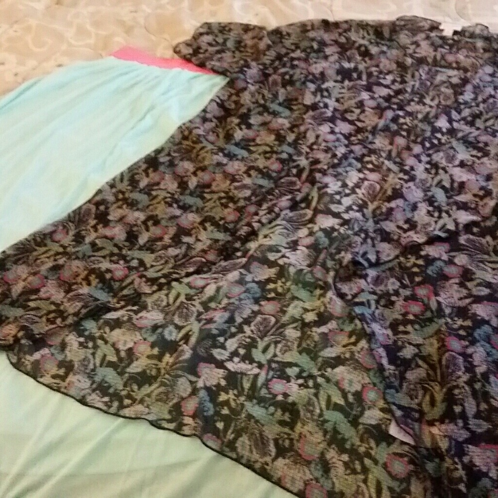 Lularoe, Shirley-M